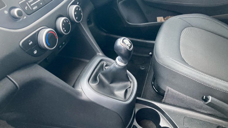 Hyundai i10 1.0 Play 5dr Petrol Hatchback